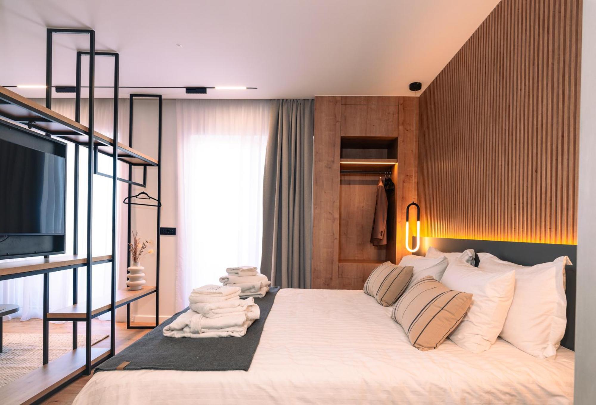 Space Row Design Living Iraklio Exterior foto